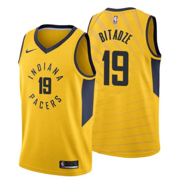 Herren 2019-20 Indiana Pacers Trikot #19 Goga Bitadze Statement Gold Swingman