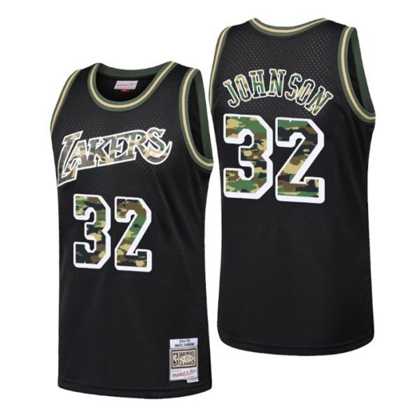 Mitchell & Ness Herren Los Angeles Lakers Trikot #32 Magic Johnson Schwarz Straight Fire Camo Swingman